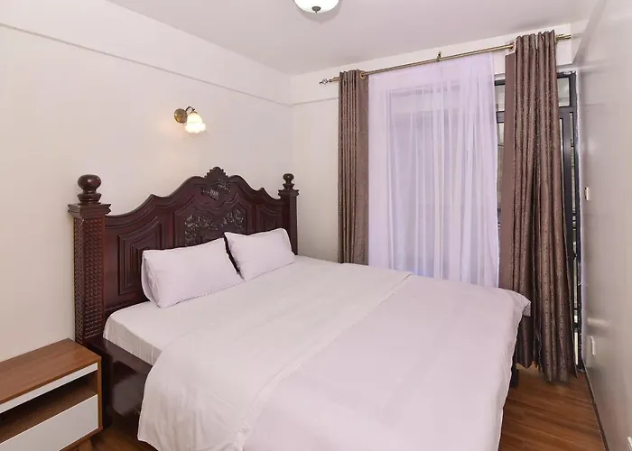 Marcus Gardens Apartment